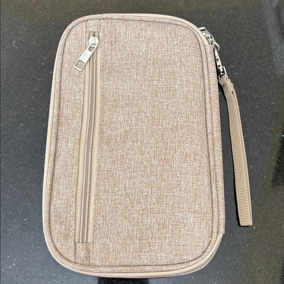 Heathered Tan Coated Wristlet Pouch for Travel Storage Organization RFID - Picture 5 of 8